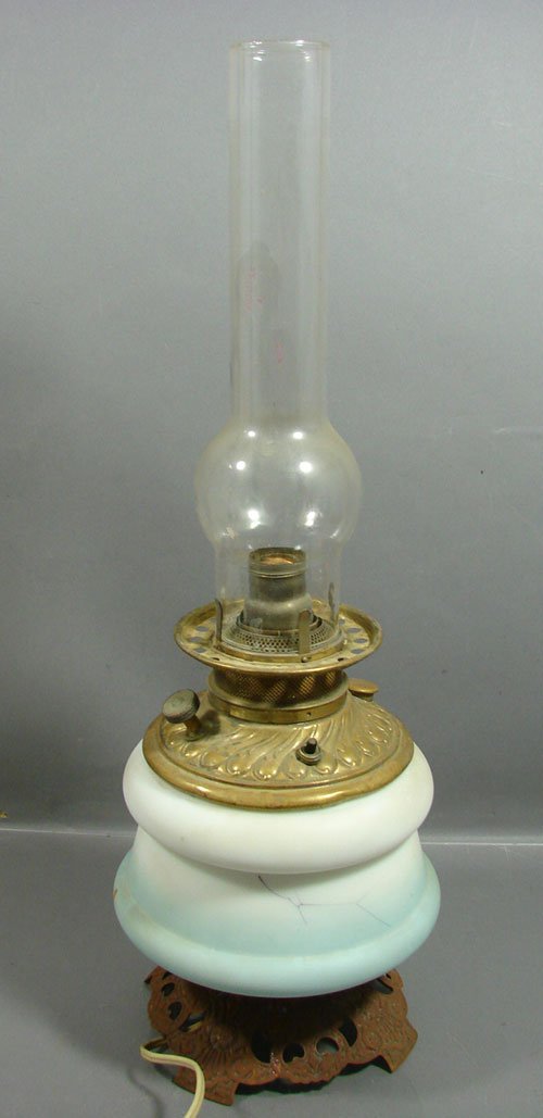 Antique Kerosene Oil Lamp Base with hand painted - 4