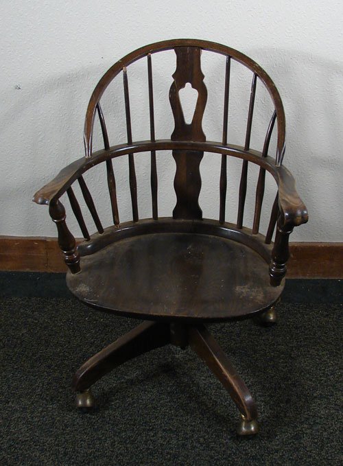 Nichols & Stone Oak Windsor style Desk Chair with