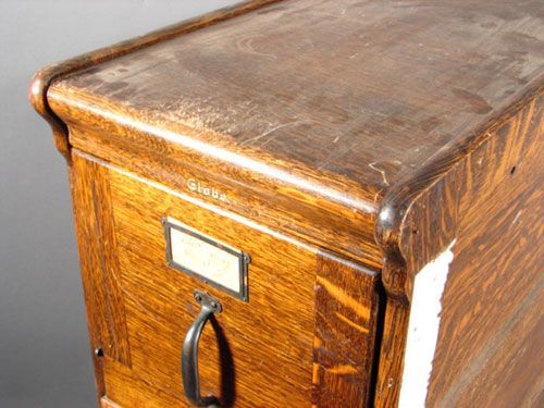 Globe Arts & Crafts Quarter Sawn Oak File Cabinet - 2