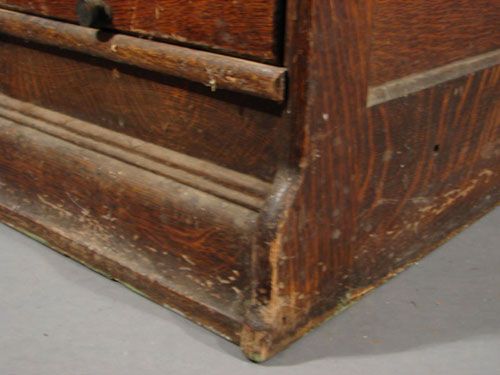 Globe Arts & Crafts Quarter Sawn Oak File Cabinet - 6