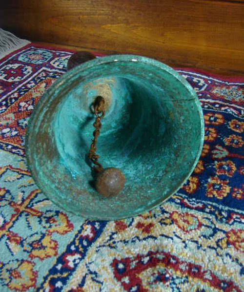 Antique School Master's Bell with turned walnut han - 4