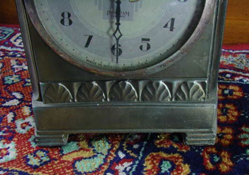Ingraham Electric Shelf Clock. Patinated white meta - 2