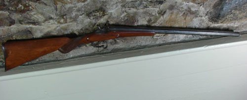 Antique Rifle with octagon barrel. Maker unknown. P