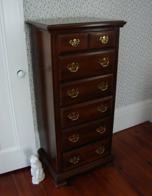 Kincaid Chippendale style Cherry Lingerie Chest. S - 2
