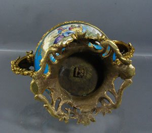 Bronze Mounted Pair Fine Porcelain Mantle Decorat - 4