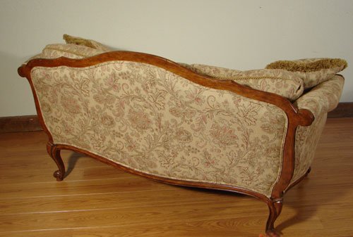 Ethan Allen French Style Love Seat. Cherry wood. Ex - 3