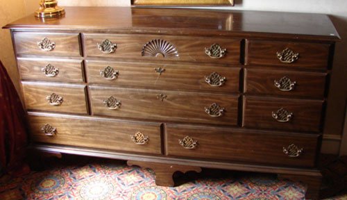 Drexel Chippendale Style Love Chest with Fan Carv