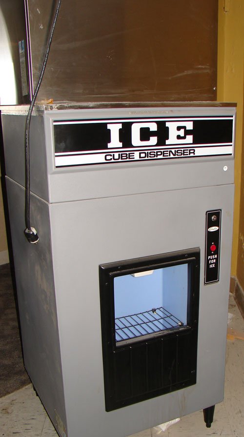 1064 Cornelius 300 Series Commercial Ice System