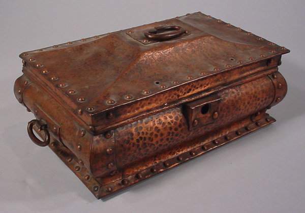 Rare Arts & Crafts Heavy Hammered Copper Chest. S