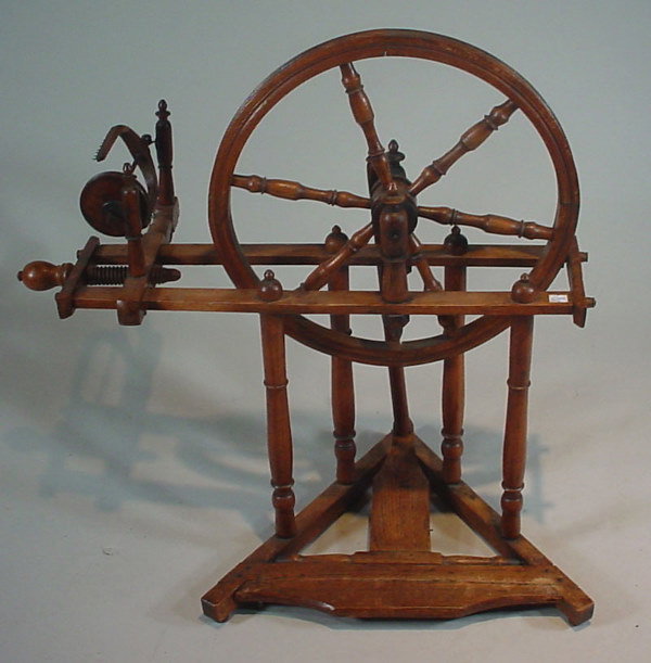Antique Wooden Treadle Spinning Wheel with beauti