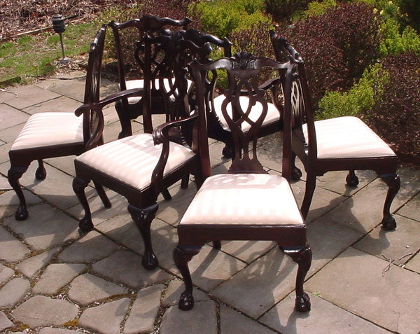 Stickley Set of Six Carved Mahogany Dining Chairs - 2