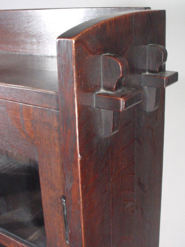 Gustav Stickley Mission style Oak Bookcase - 2