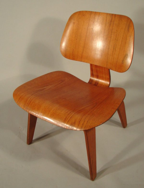 Early Eames Molded Plywood Lounge Chair. 27"h x 2