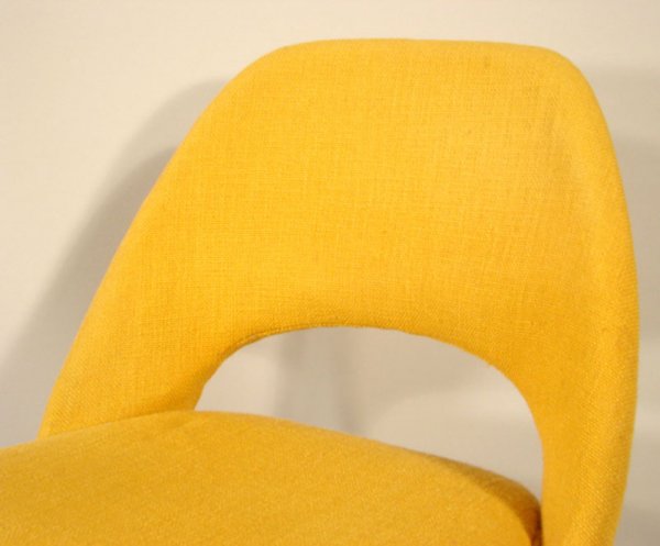 Six Vintage Eero Saarinen Teak Dining Chairs. Som - 4