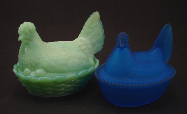 Two Hen on Nests incl Westmoreland Blue and Jade.: Two Hen on Nests incl Westmoreland Blue and Jade. Jade 5"h x 6 1/4" x 4 1/2" and Westmoreland 4 1/2"h x 5 1/2" x 4 1/4".