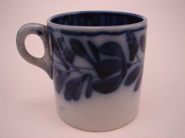 Flow Blue Spinach Pattern coffee mug: Flow Blue Spinach Pattern coffee mug. strong blue and white contrast. Marked "K" and "2"? 3 3/8"h x 3 1/8"w