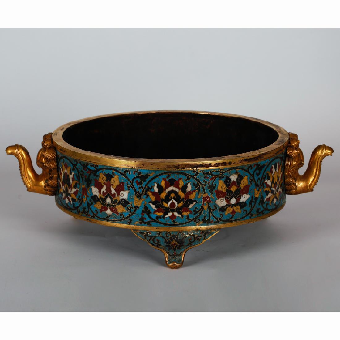 CHINESE CLOISONNE CENSER: Diameter: 10.2 inches. Height: 4.4 inches. Diameter: 26cm Height: 11.2cm