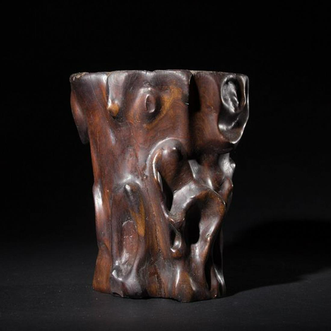 CHINESE BURLWOOD BRUSH POT: Height: 7.1 inches. Mouth diameter: 5.9 inches. Height: 18cm Mouth diameter: 15cm. Provenance: From the collections of Mr. Norman Marcus estates from New York.