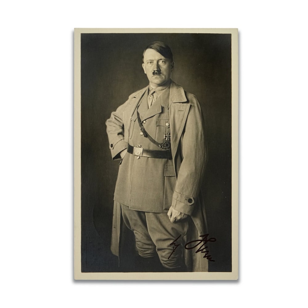 ADOLF HITLER SIGNED FULL-LENGTH PORTRAIT POSTCARD (1 of 2)