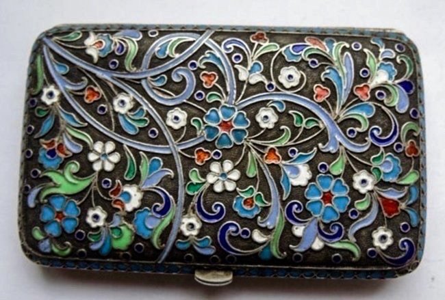 19TH CENTURY RUSSIAN ENAMEL BOX (1 of 2)