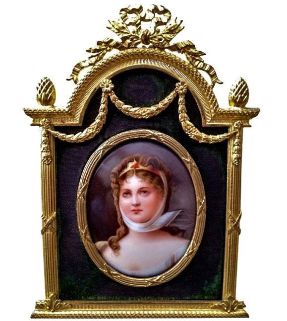 19TH CENTURY PORCELAIN PLAQUE WITH A GILT BRONZE FRAME (1 of 1)