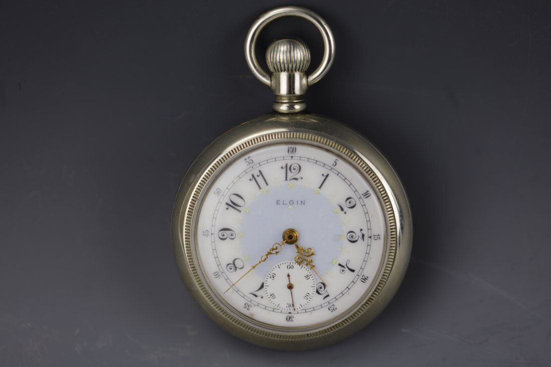 Vintage Elgin Silver pocket watch with white and blue (1 of 4)