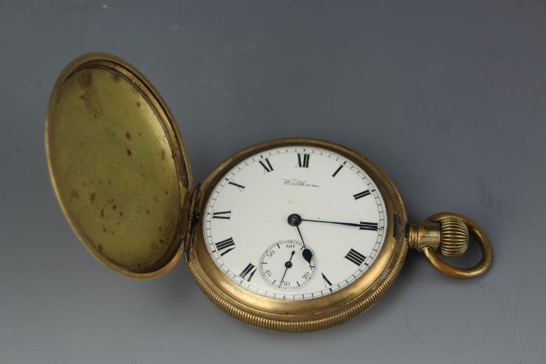 Vintage Elgin Waltham pocket watch with good movements: Vintage Elgin Waltham hunter pocket watch with good movements No. 3699662 D: 2 inches