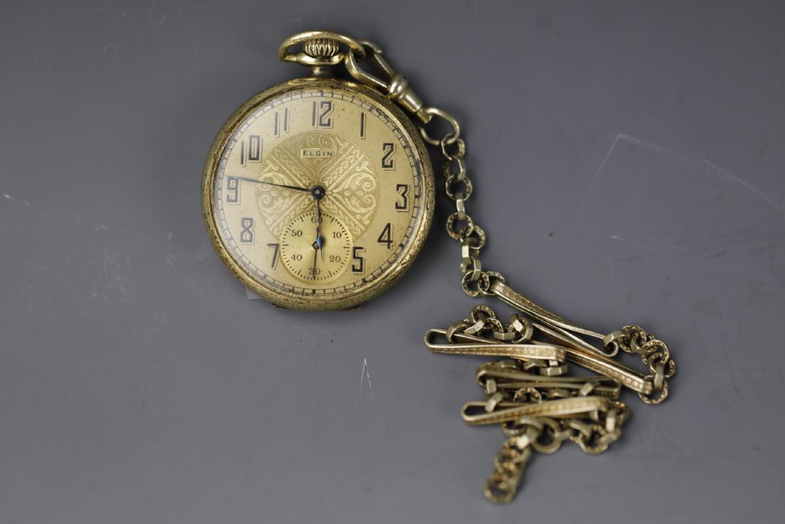 Vintage Elgin gold pocket watch with secondary dial (1 of 7)