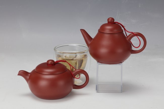 Two  Purple Sand Tea Pots with Huiyigong Mark and (1 of 11)