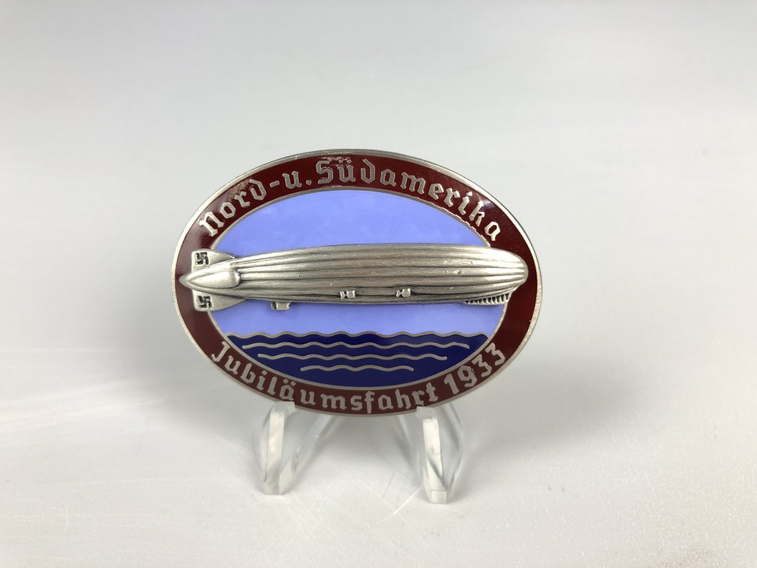 German WWII Zeppelin JUBILAUMSFAHRT 1933 Badge (1 of 4)