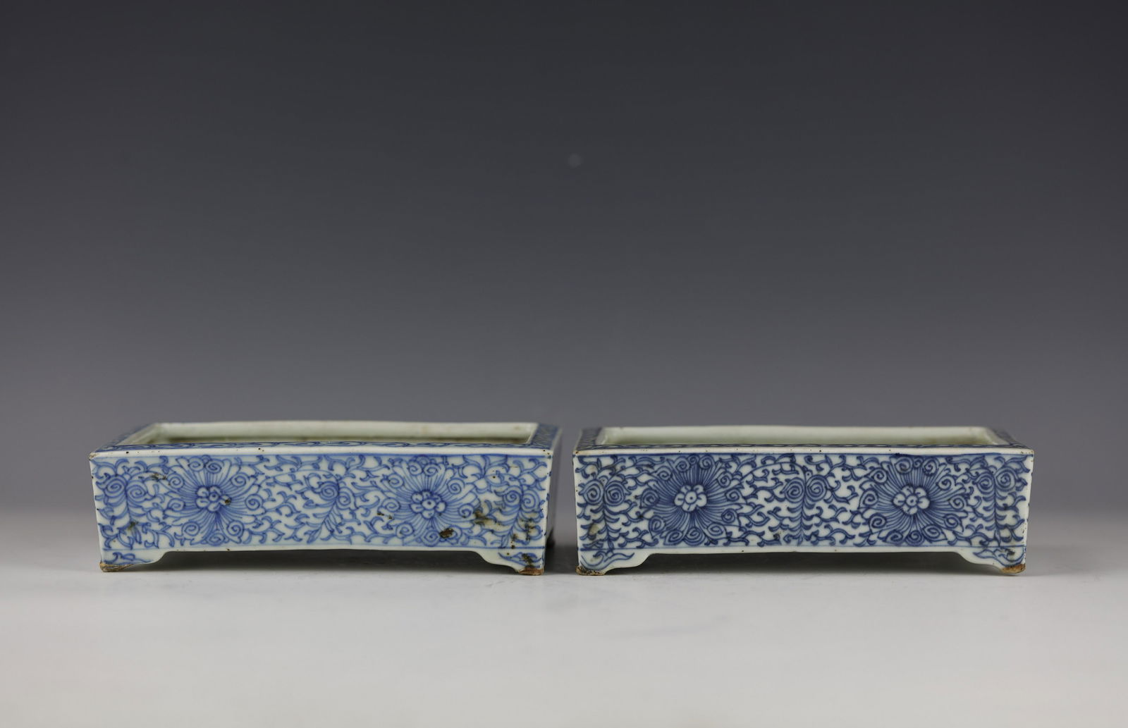 A Pair of Chinese Blue White Rectangular Porcelain Bulb (1 of 6)