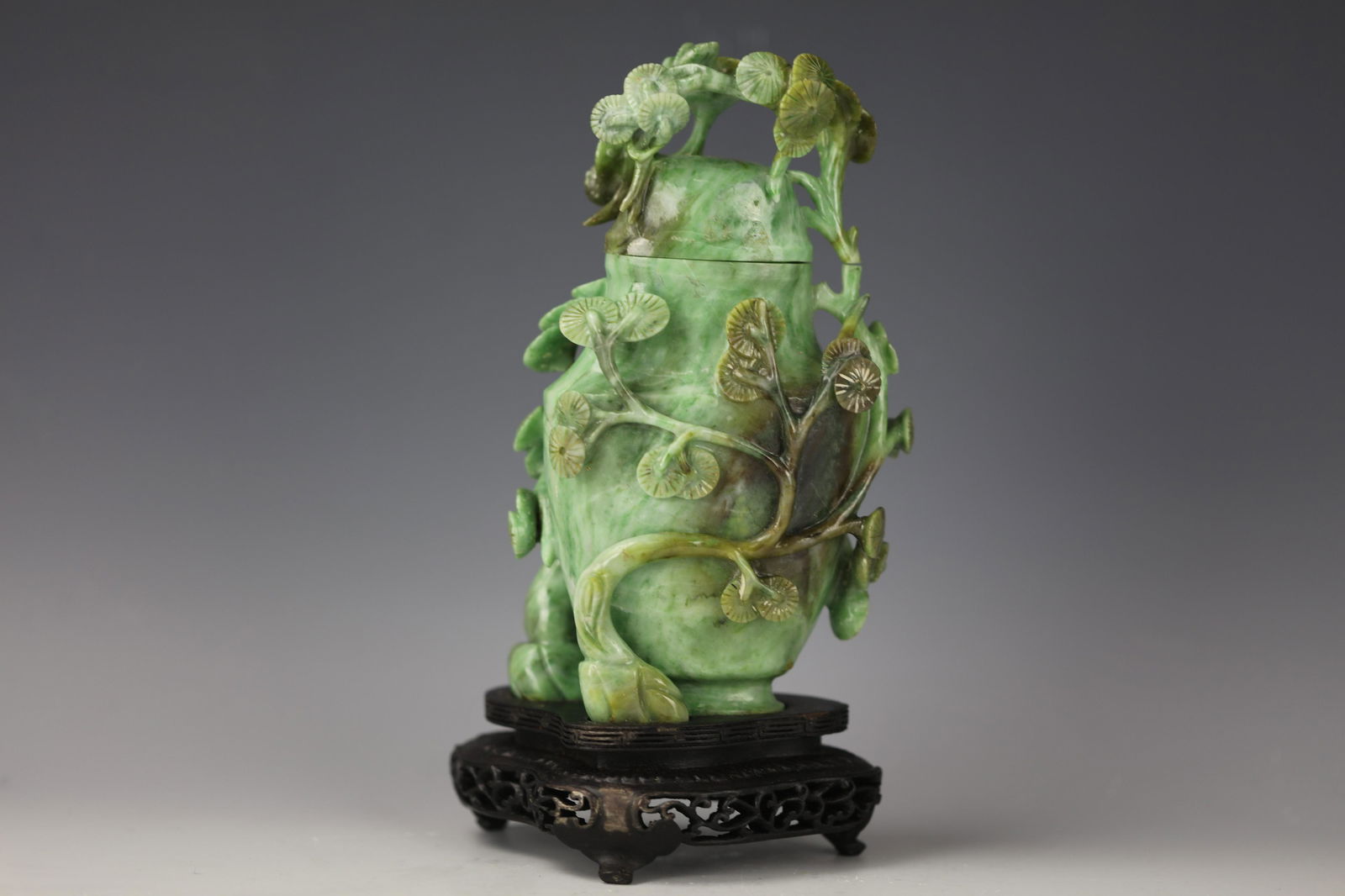 A Chinese Green Nanyang Jade Carved Vase with Cover and (1 of 10)