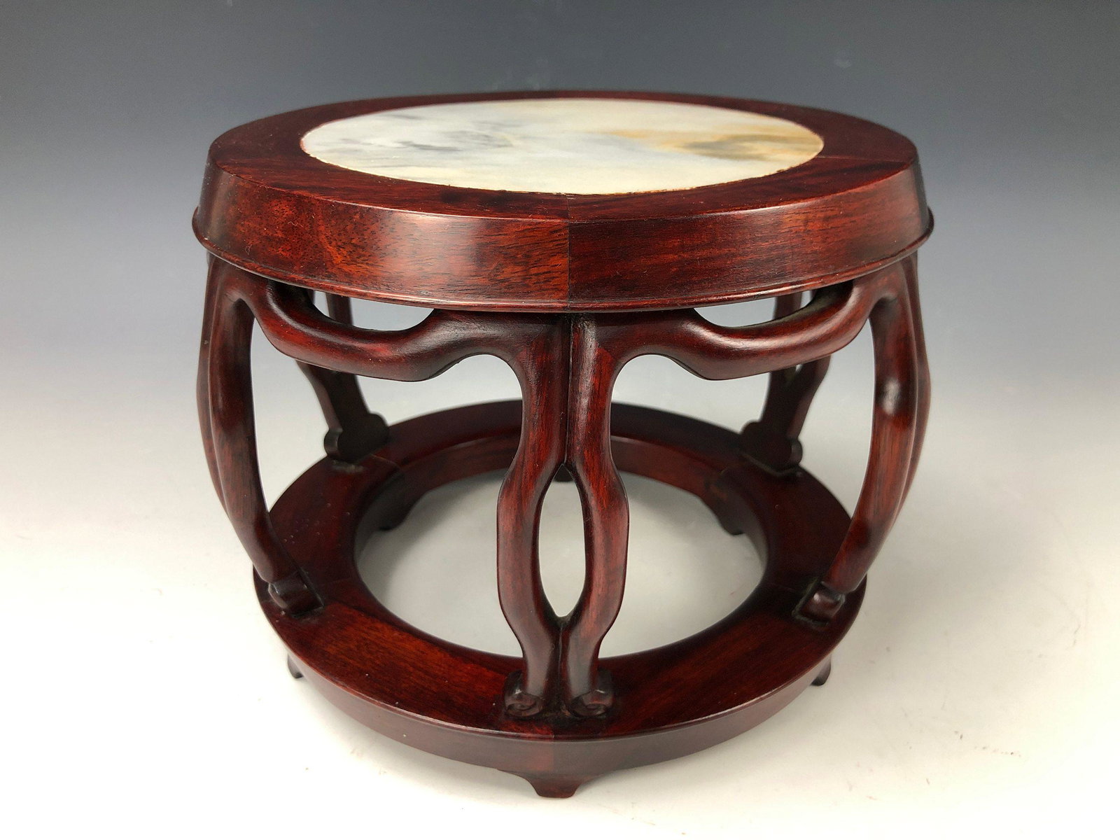 A Hongmu Stand with Marble Top: A Hongmu Stand with Marble Top H: 6.25 in. (15.88 cm) D: 8 (20.32 cm)