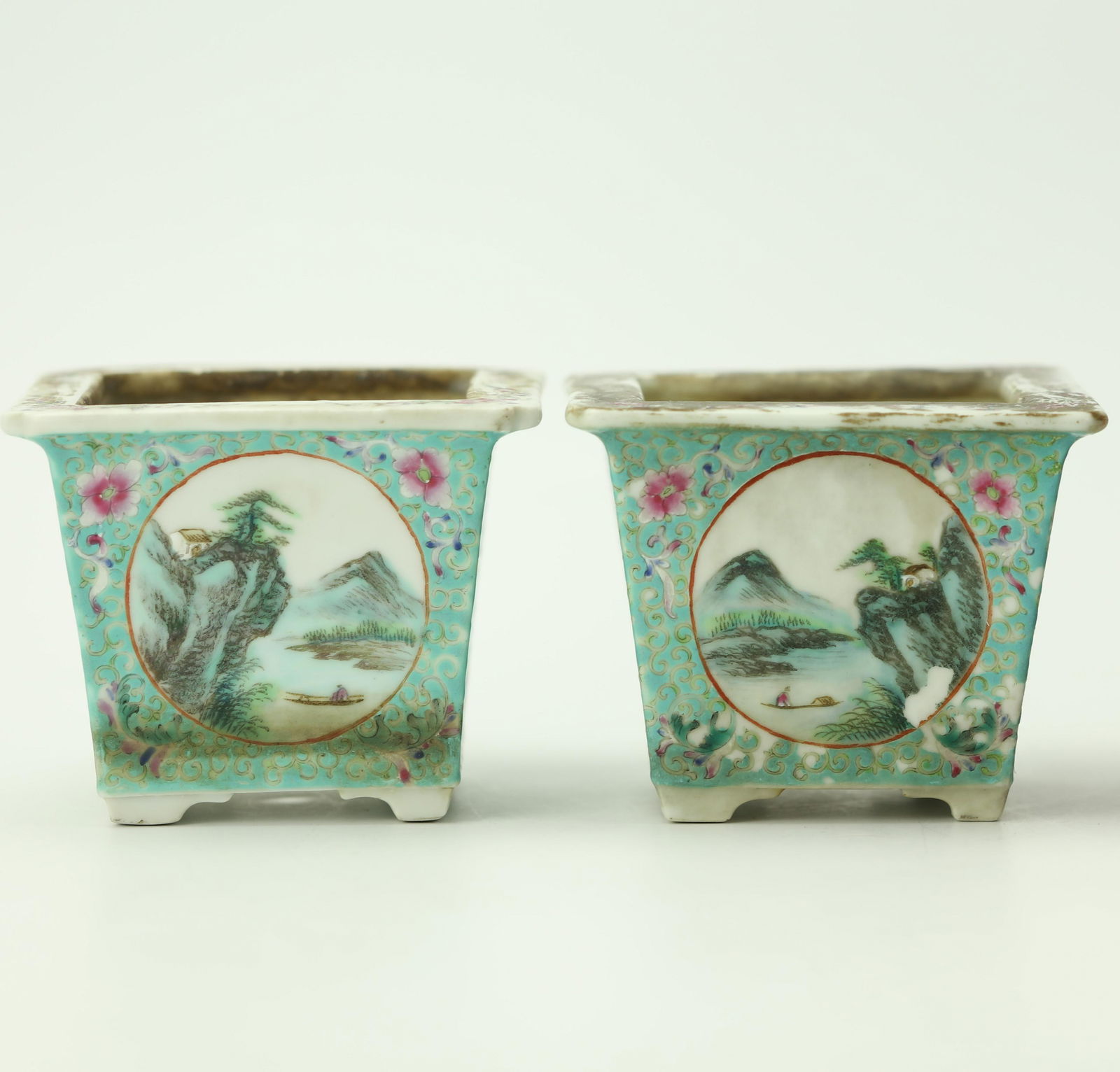 A Pair of Chinese Famille Rose Porcelain Planter (1 of 5)