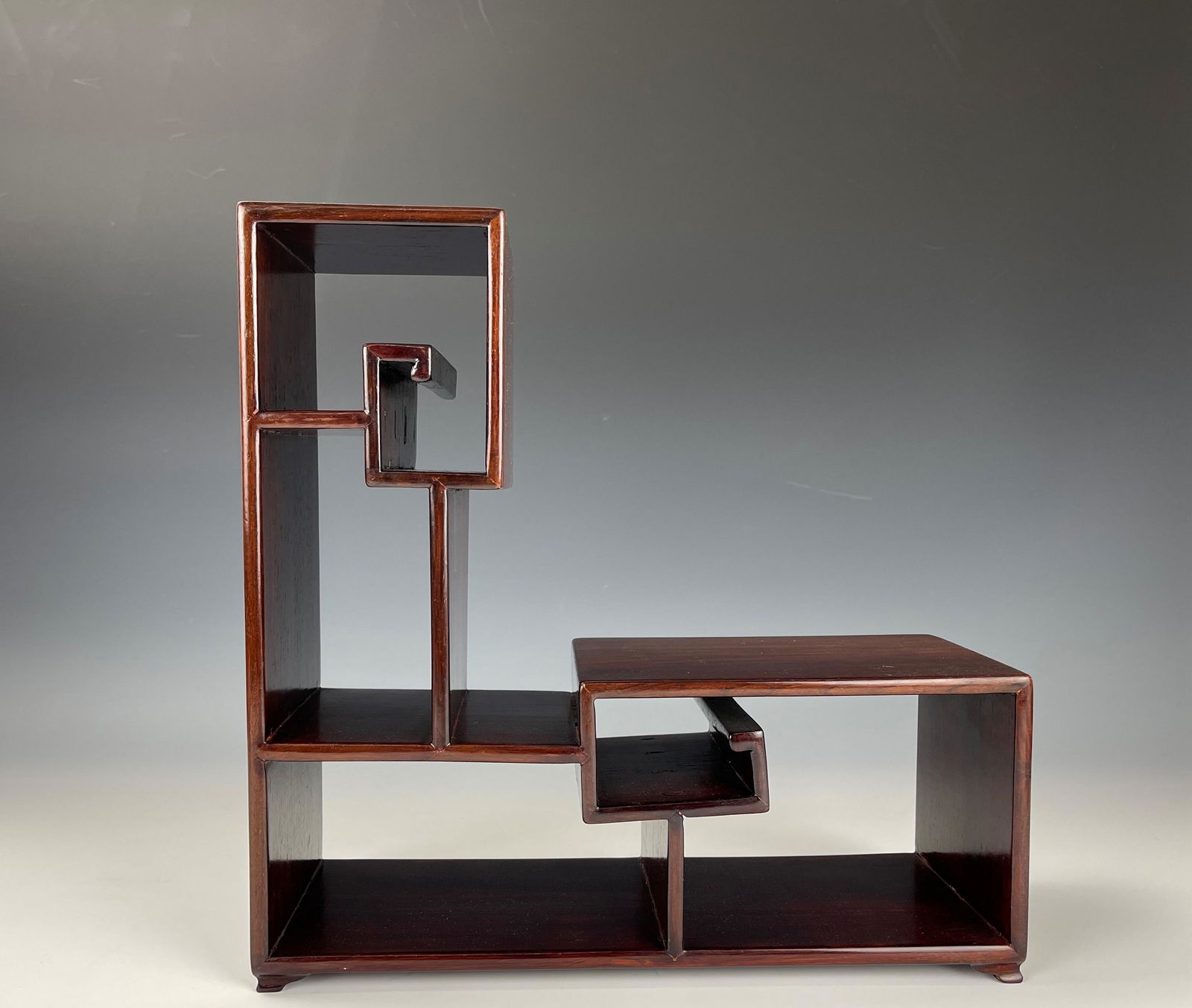 A Chinese Wood Display Shelf Stand (1 of 8)