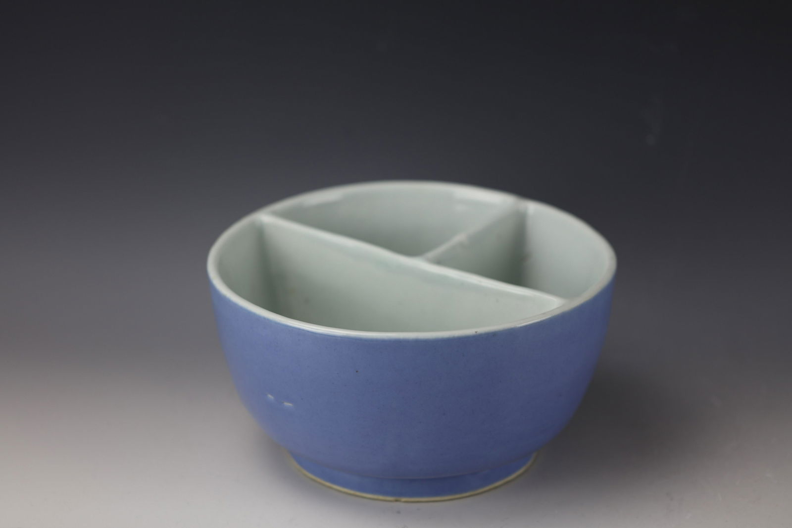 A Chinese Blue Glaze Porcelain Pot Marked (1 of 6)