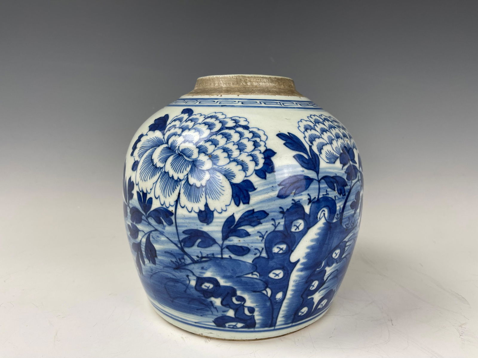 A Chinese Antique Blue and White Porcelain Jar: A Chinese Antique Blue and White Porcelain Jar,H 20 cm. (8 in.), Preview from Aug. 22nd to 26th from 2:00 PM TO 6:00 PM Eastern Time, Location: 15229 Display Court, Rockville MD 20850.