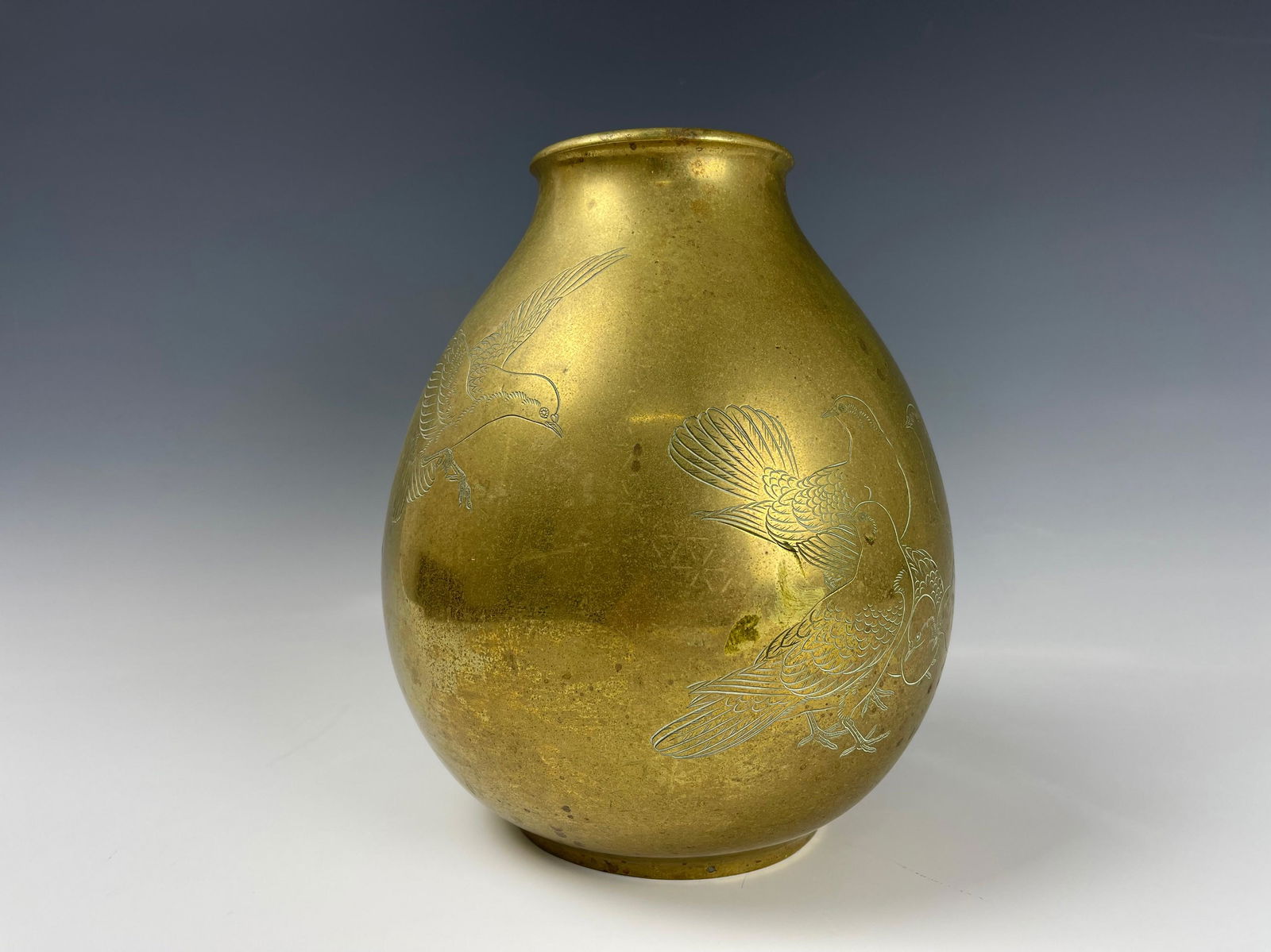 Janpanese Antique Engraved Brass Vase Marked (1 of 5)