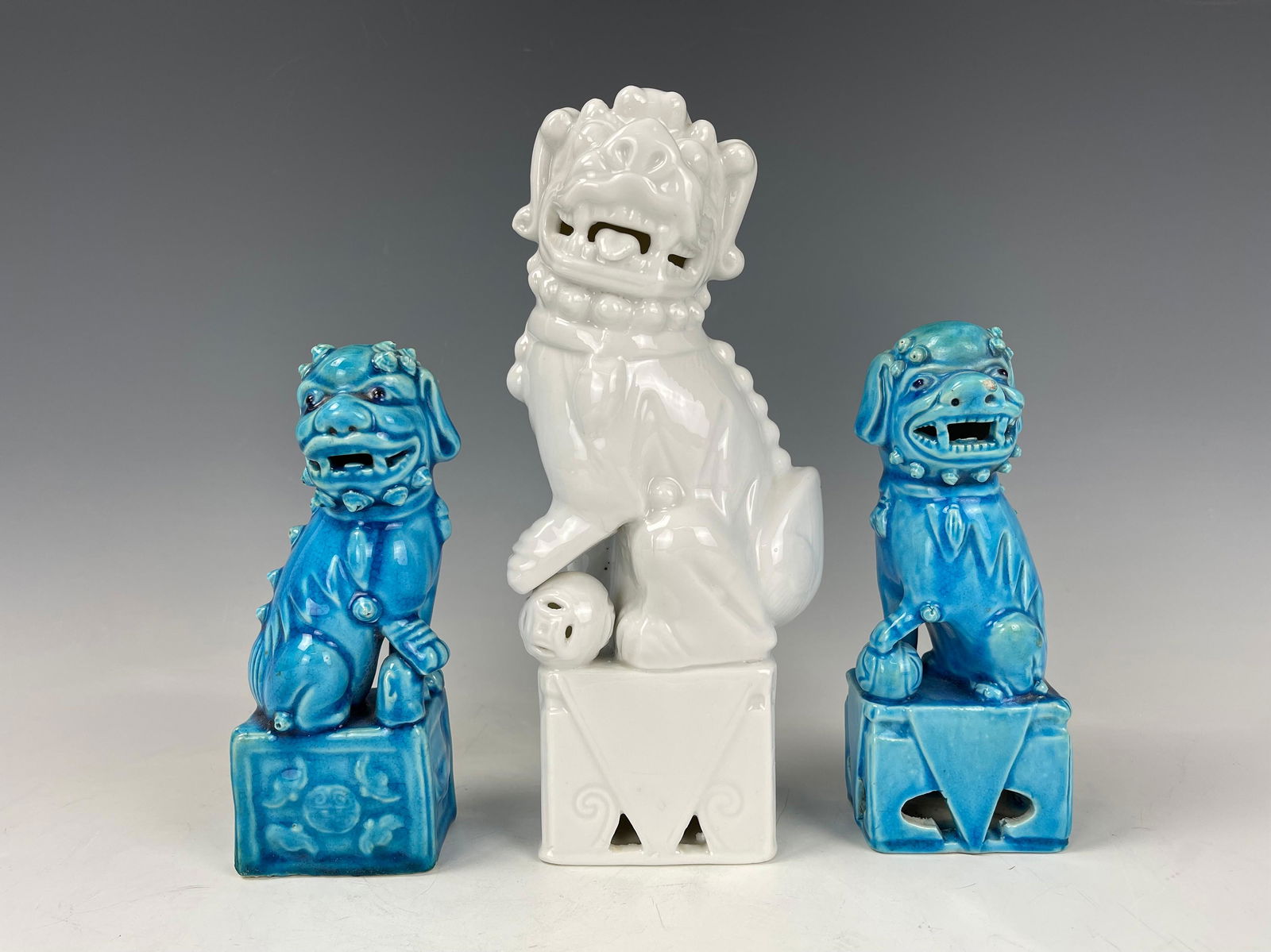 Three Chinese Porcelain Foodog Lions Statues (1 of 5)