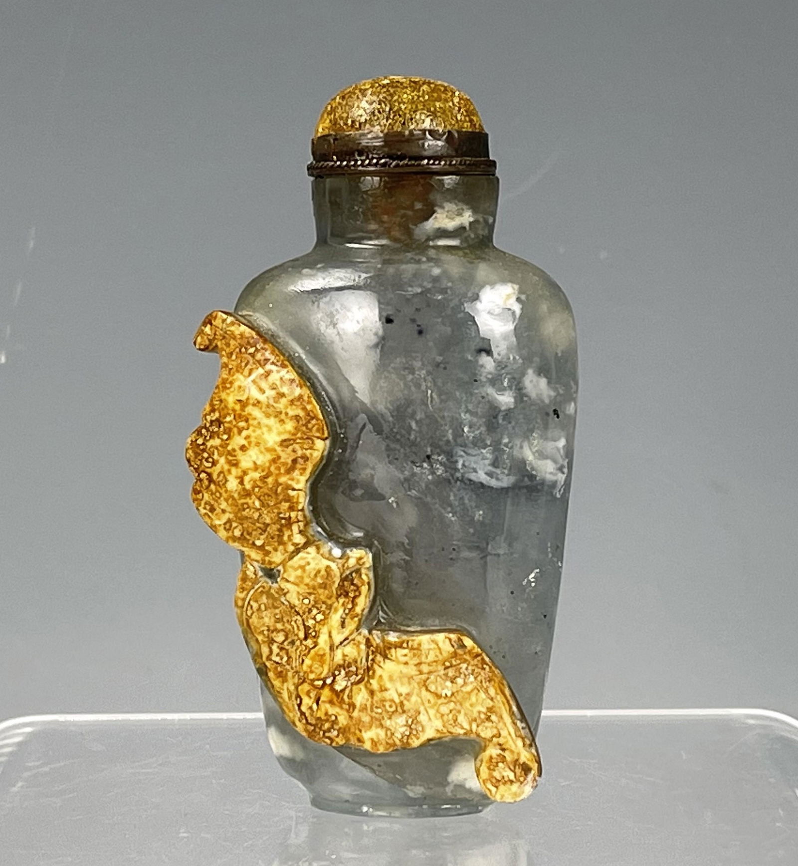 A Chinese Carved Jade Snuff Bottle (1 of 5)