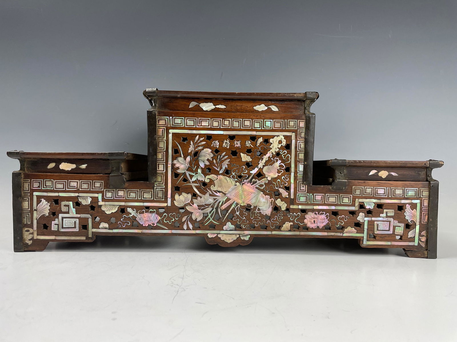 Antique Mother of Pearl Inset Small Wood Table: Antique Mother of Pearl Inset Small Wood Table, W 46cm(18.2 in.) x H 18 cm(7 in.) x D 18 cm(7.3 in.),Preview from Apr. 17th to 21st from 1:00 PM TO 5:00 PM Eastern Time, Location: 15229 Display Court,