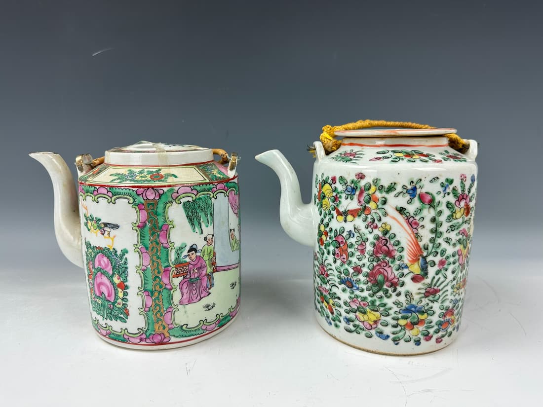 Two Chinese Rose medallion Porcelain Teapots Yuedong Mark (1 of 7)