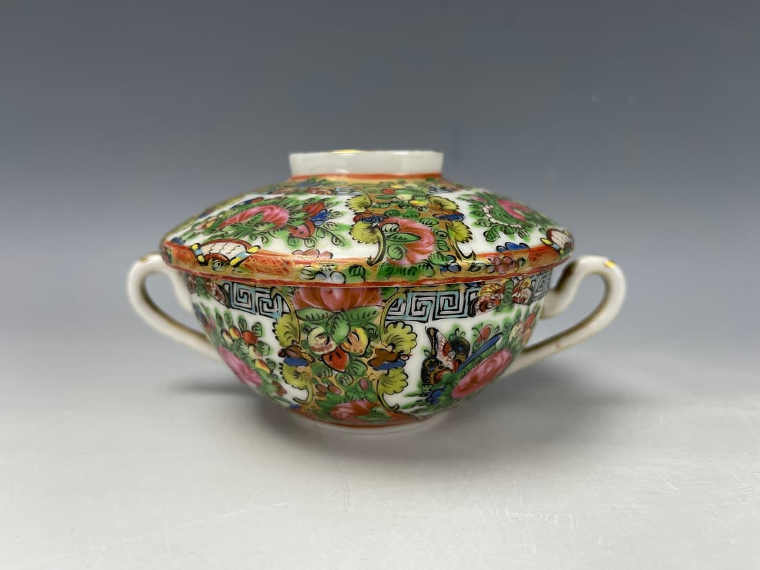 Vintage Double Handle Famille Rose Porcelain Tea Cup With Cover (1 of 5)