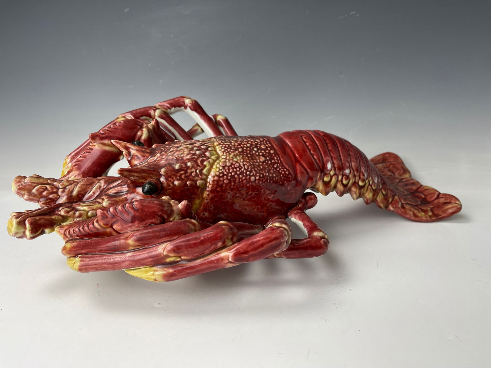 A Vintage Decoration Ceramic Red Lobster (1 of 3)