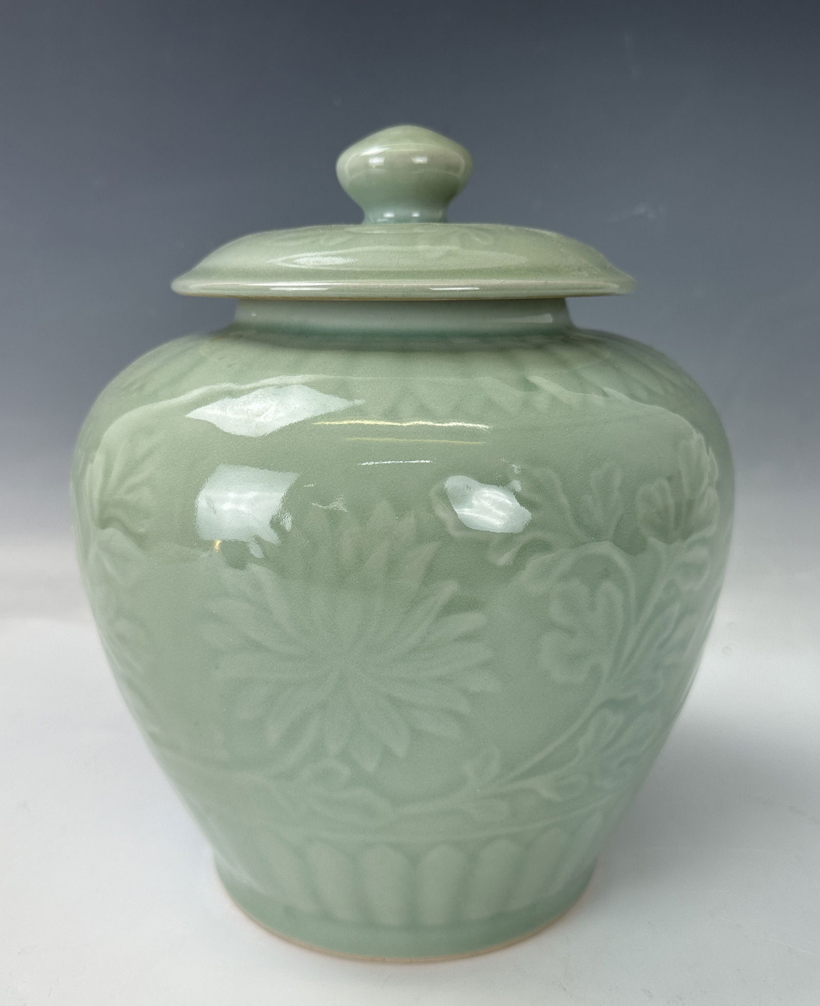 Chinese Longquan Celadon Porcelain Jar Lidded and Marked: Chinese Longquan Celadon Porcelain Jar Lidded and Marked, H 23 cm (9 in.), Preview from May 27th to 31st from 1:00 PM TO 5:00 PM Eastern Time, Location: 15229 Display Court, Rockville MD 20850.