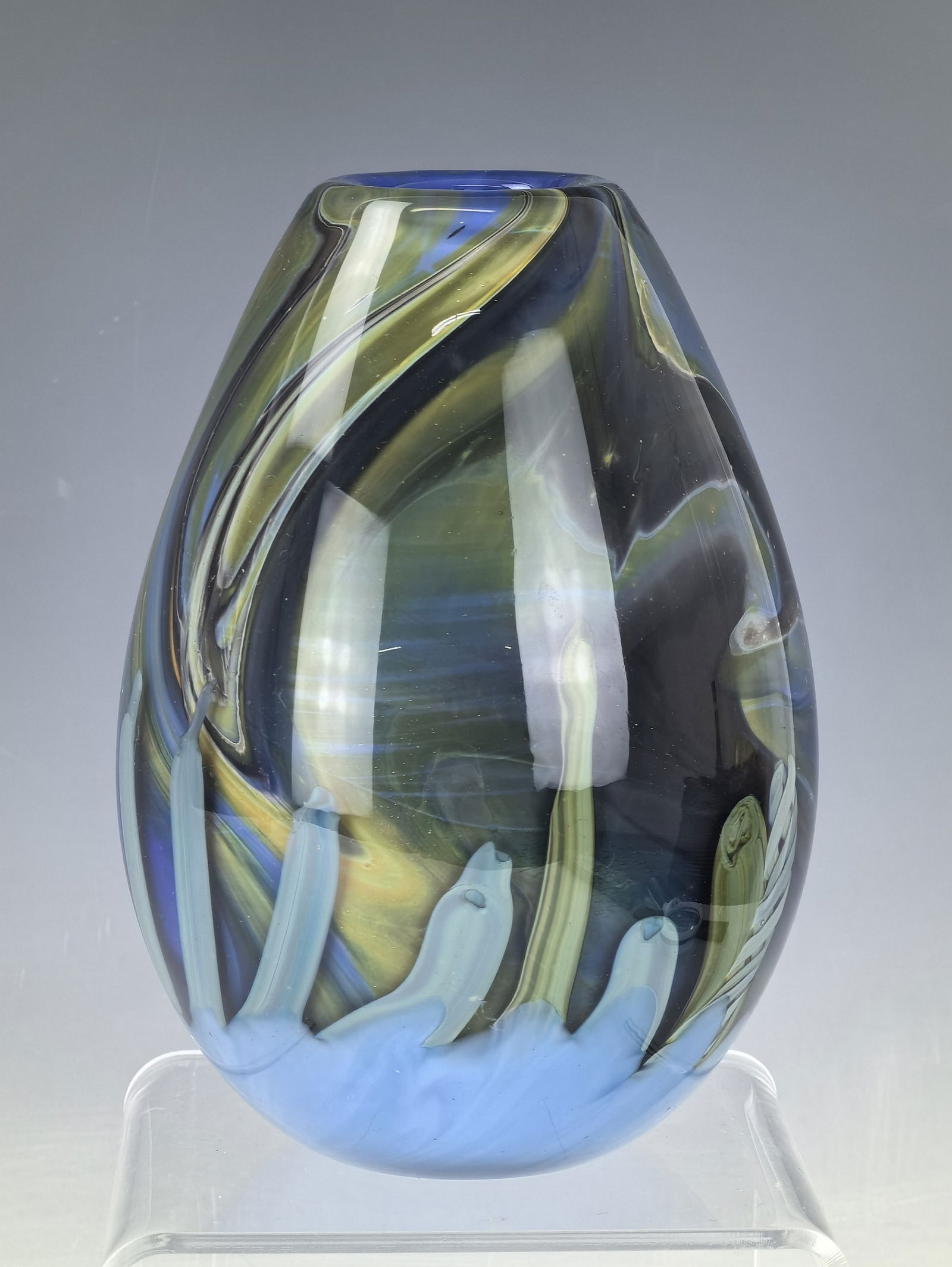 Modernism Blue Studio Art Glass Vase Marked (1 of 5)