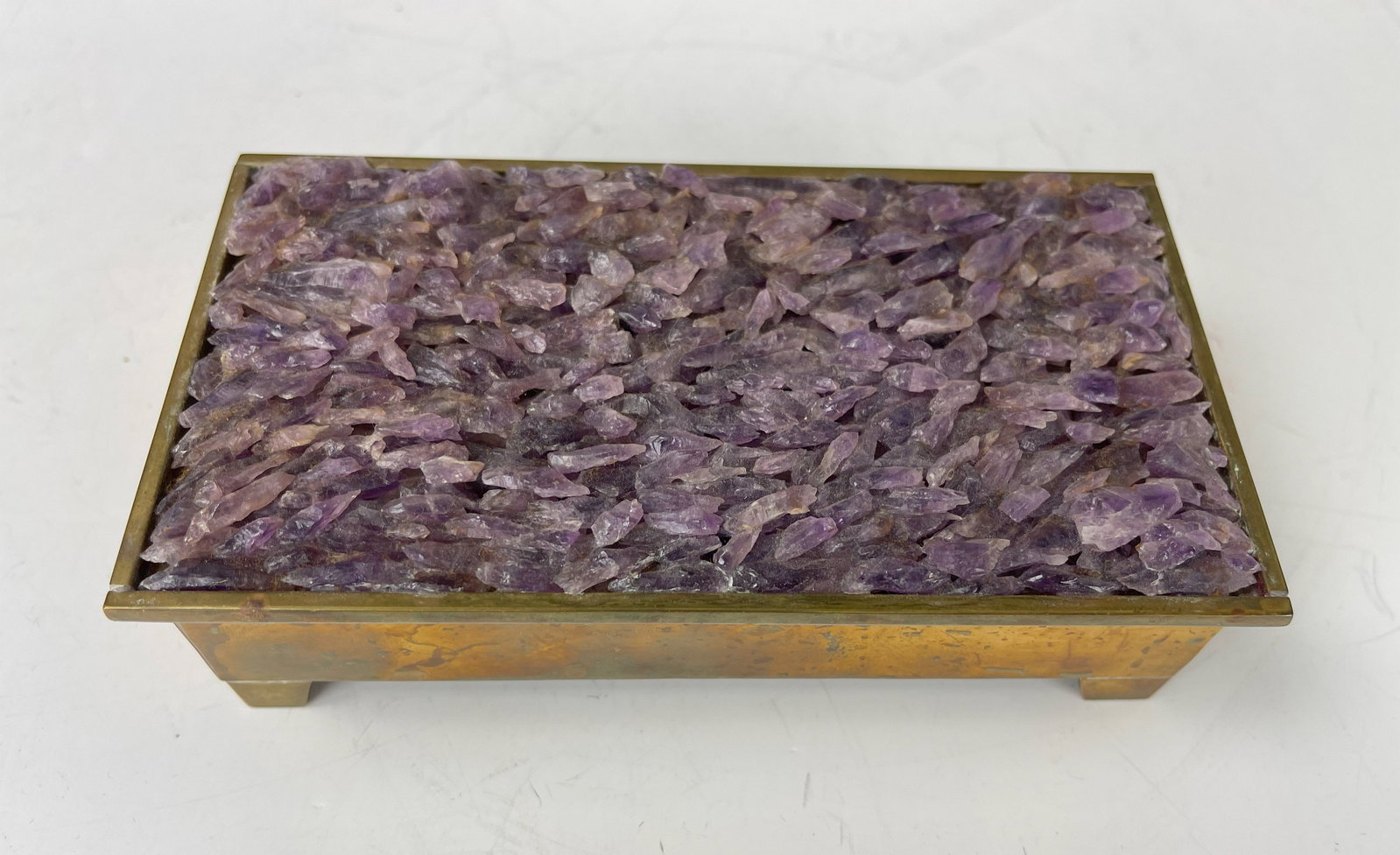 Amethyst Natural Crystal Jewelry Box: Amethyst Natural Crystal Jewelry Box, W 15 cm (6 in.) x D 8.5 cm (3.3 in.), Preview from May 27th to 31st from 1:00 PM TO 5:00 PM Eastern Time, Location: 15229 Display Court, Rockville MD 20850.