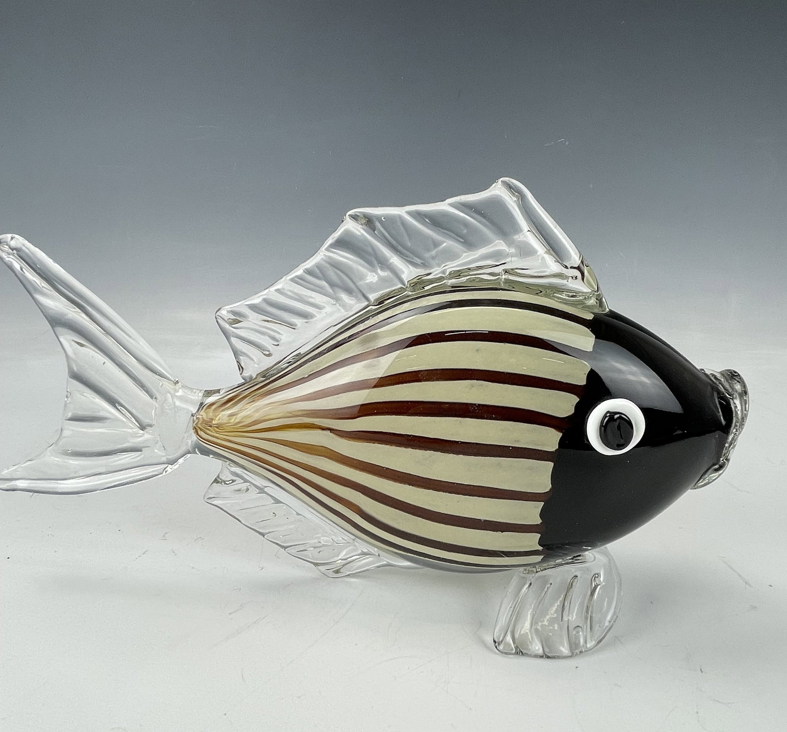 Vintage Murano Style Blown Art Glass Striped Fish: Vintage Murano Style Hand Blown Art Glass Striped Fish, H 16.5 cm (6.5 in.) x W 28 cm (11 in.), Preview from May 27th to 31st from 1:00 PM TO 5:00 PM Eastern Time, Location: 15229 Display Court, Rockv