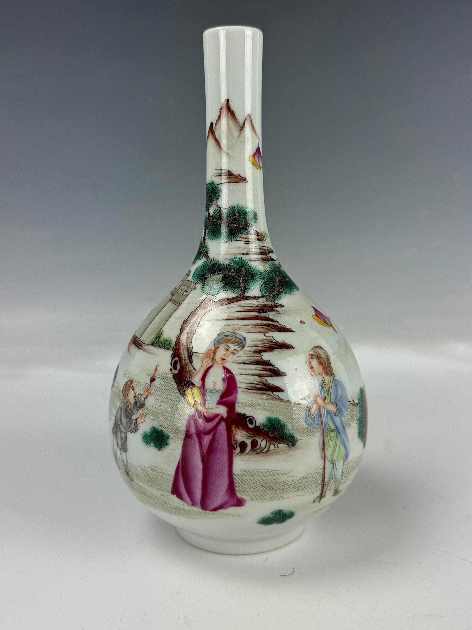 A Chinese Famille Rose Porcelain Vase Qianlong Mark: A Chinese Famille Rose Porcelain Vase Qianlong Mark,H 26cm( 10.2in.). Preview from Aug. 26th to 30th from 1:00 PM TO 5:00 PM Eastern Time, Location: 15229 Display Court, Rockville MD 20850.