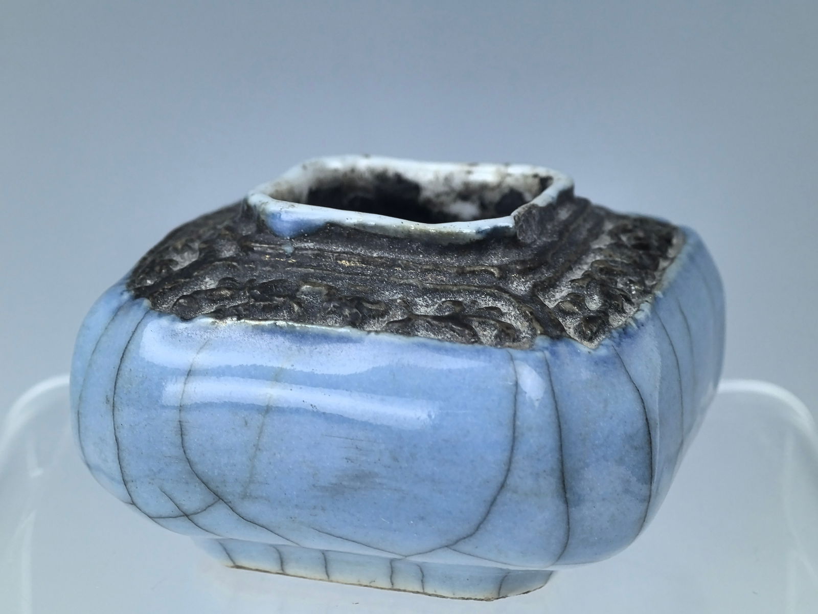 A Chinese Sky Blue Porcelain Small Water Pot Qianlong Mark (1 of 6)